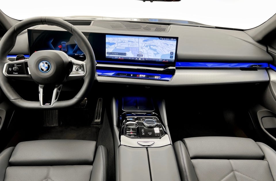 BMW i5 eDrive40 Touring Fully Charged 5d