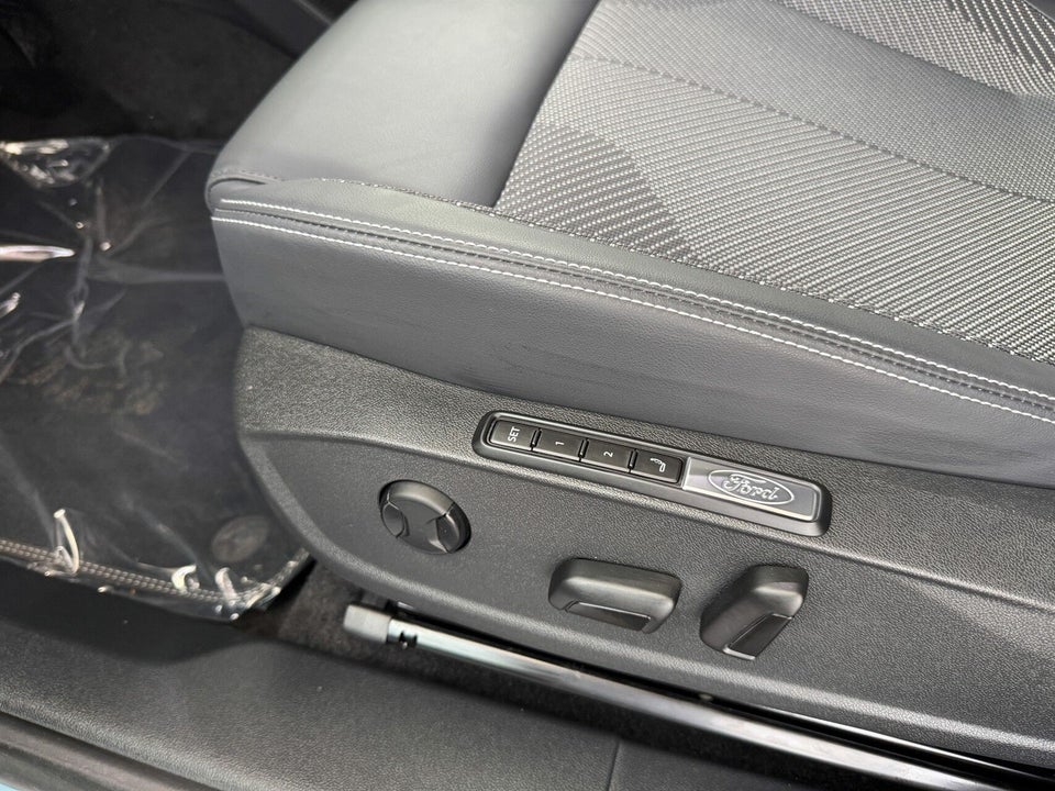 Ford Explorer 82 Select Extended Range 5d