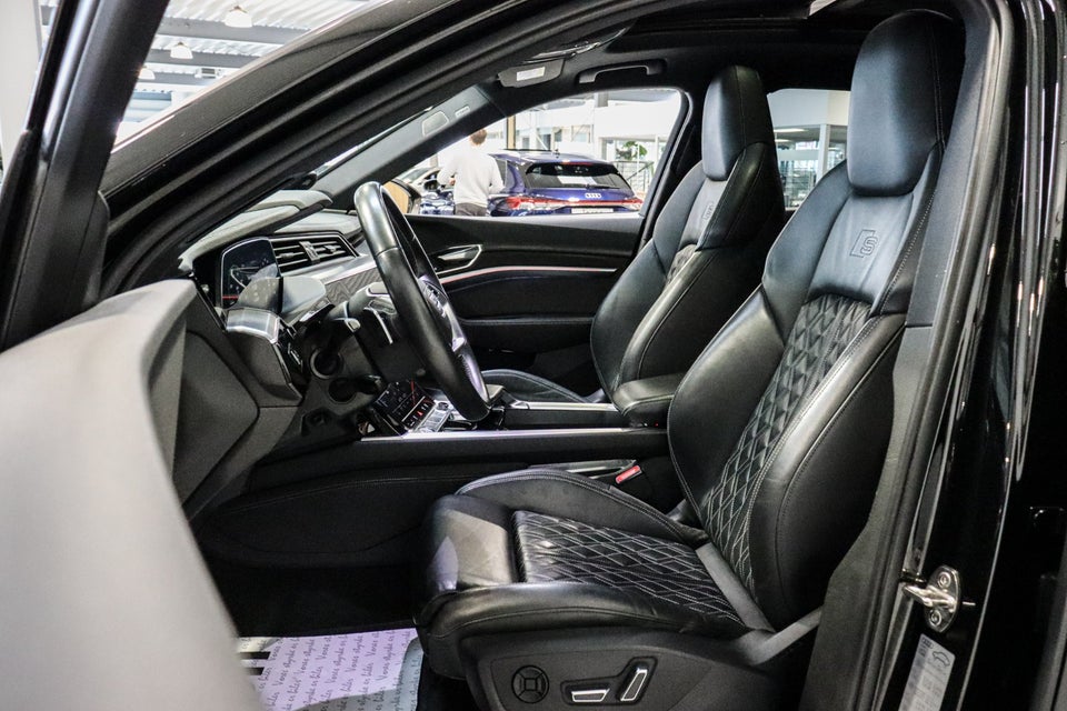 Audi e-tron 55 Advanced quattro 5d