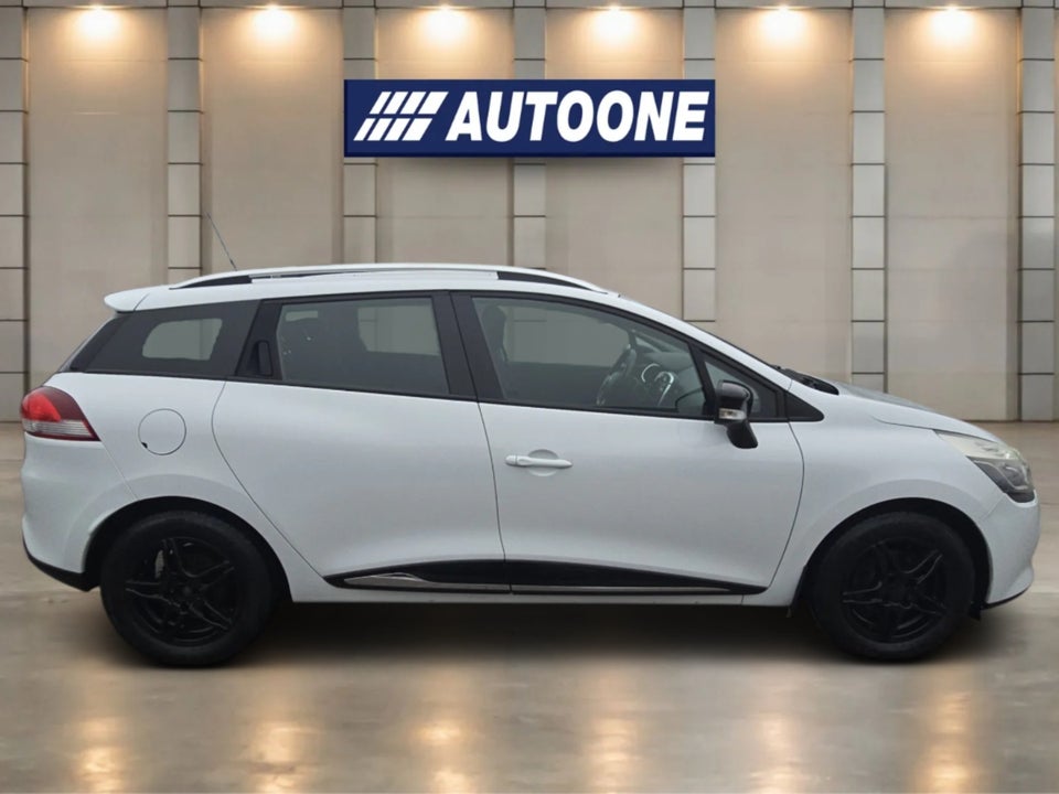 Renault Clio IV 0,9 TCe 90 Expression Sport Tourer 5d