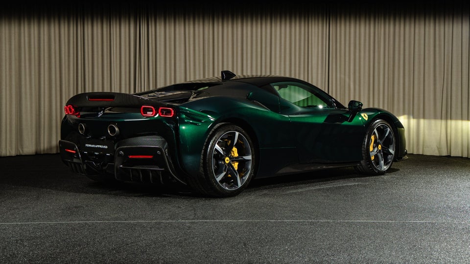 Ferrari SF90 Stradale 4,0 DCT 2d