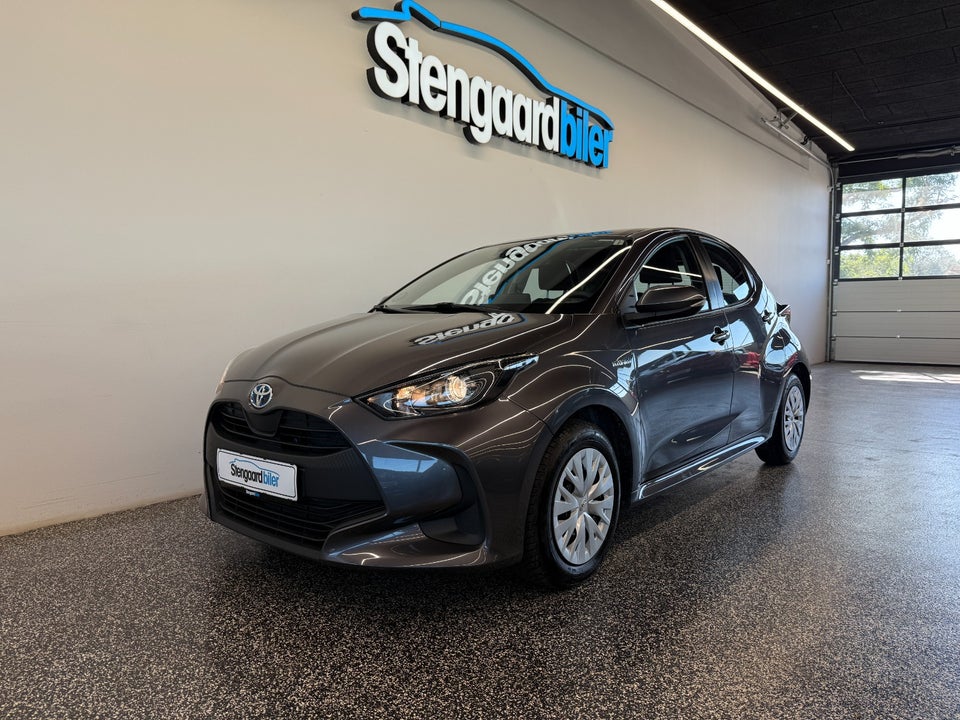 Toyota Yaris 1,5 Hybrid H1 e-CVT 5d