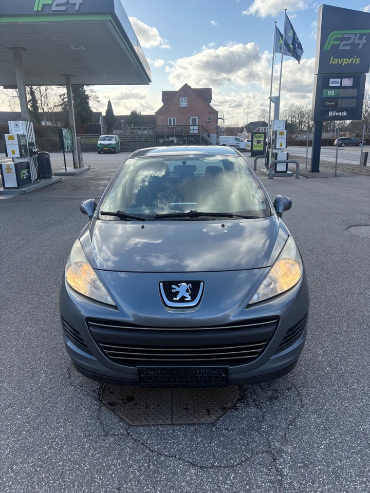 Peugeot 207 1,6 HDi 90 5d