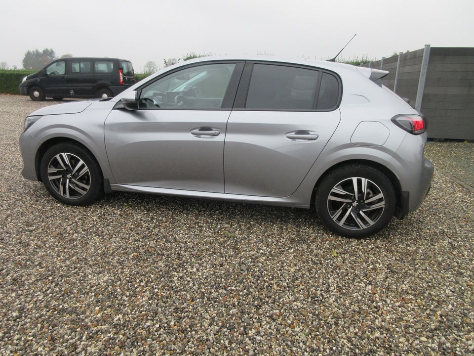 Peugeot 208 1,5 BlueHDi 100 Allure Sky 5d