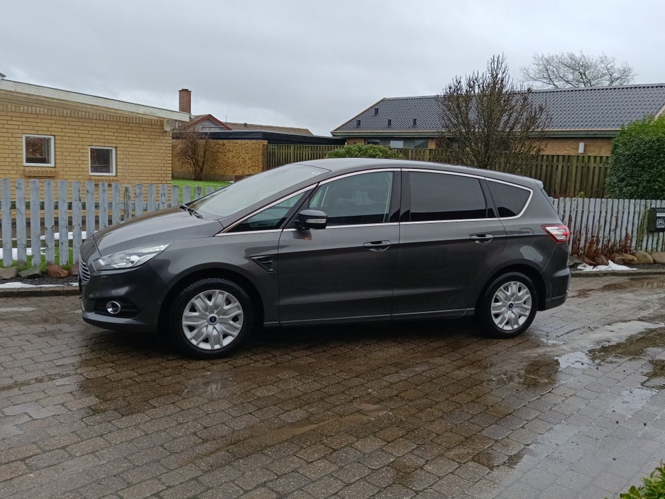 Ford S-MAX 1,5 SCTi 160 Titanium 5d