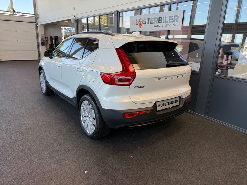 Volvo EX40 Extended Range Core 5d