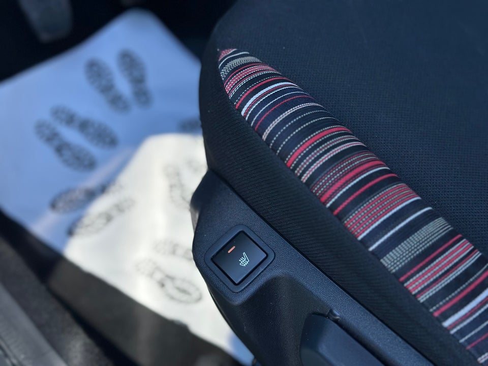 Citroën C1 1,2 PureTech Feel 5d