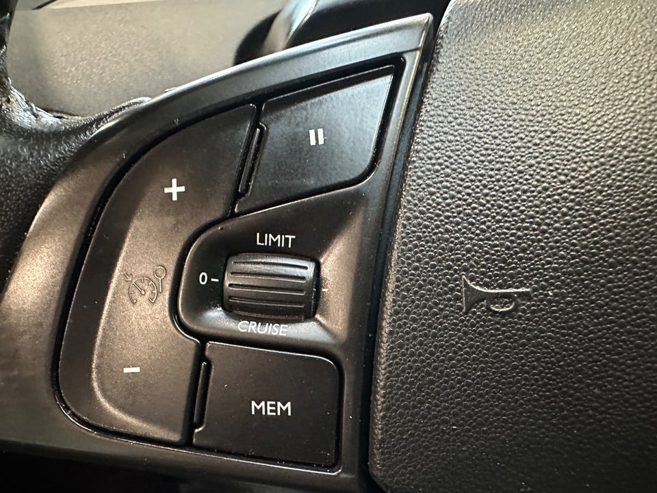 Citroën Grand C4 Picasso 1,6 BlueHDi 120 Iconic EAT6 7prs 5d