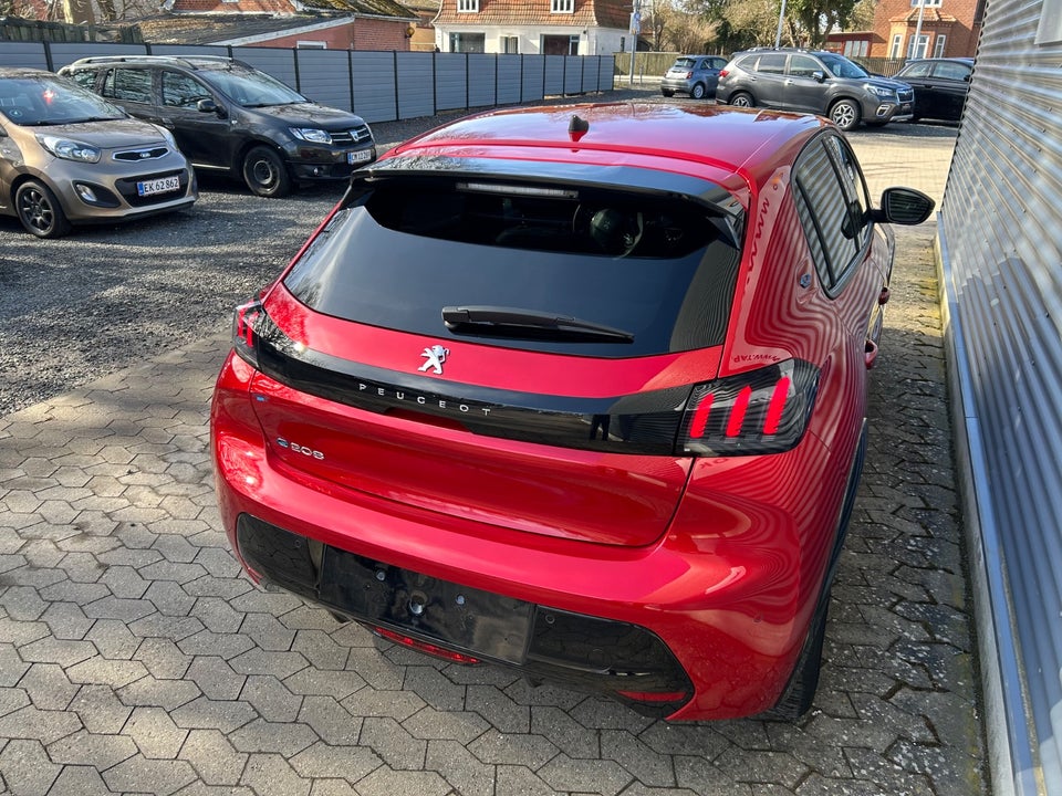 Peugeot e-208 50 Allure 5d