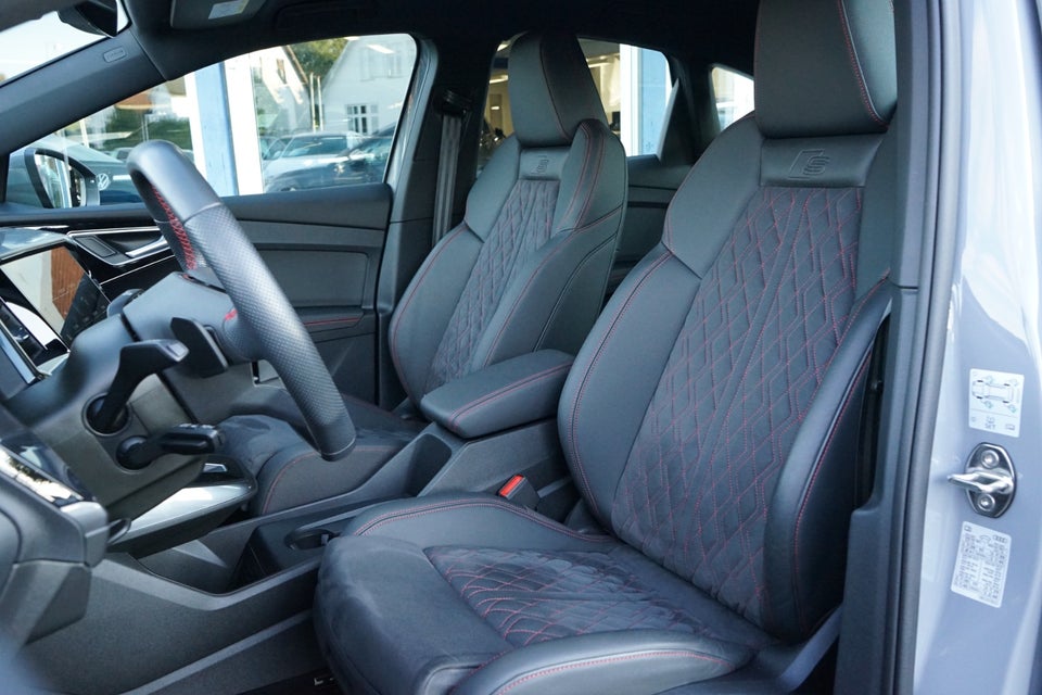 Audi Q4 e-tron 50 S-line Sportback quattro 5d