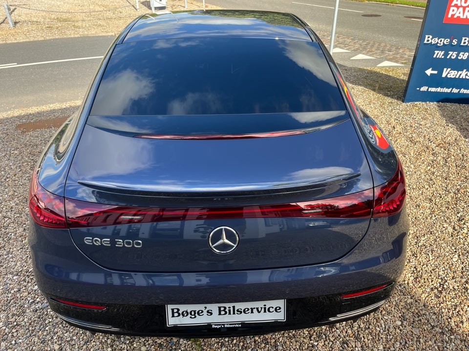 Mercedes EQE300 AMG Line 4d