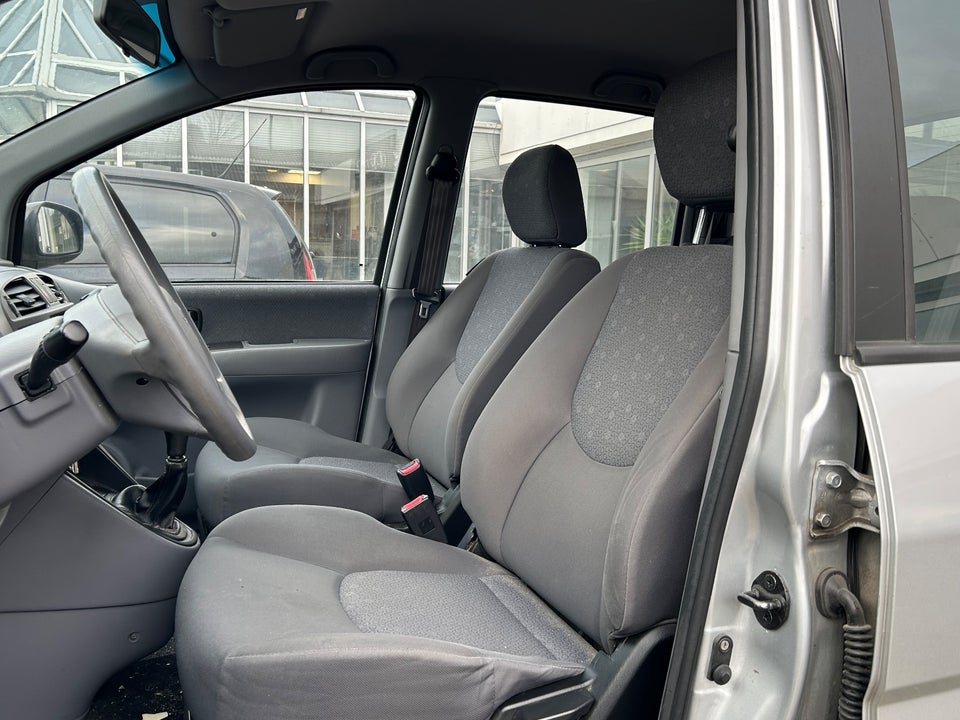 Hyundai Matrix 1,6 GLS 5d