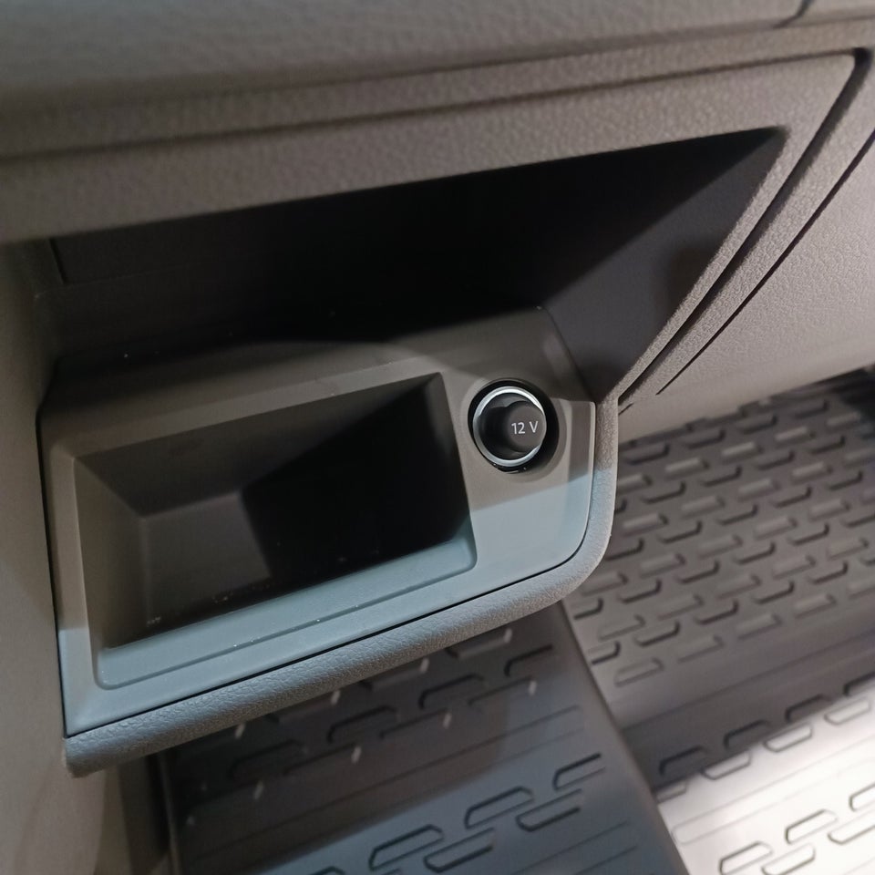 VW Crafter 35 2,0 TDi 140 Kassevogn L3H2