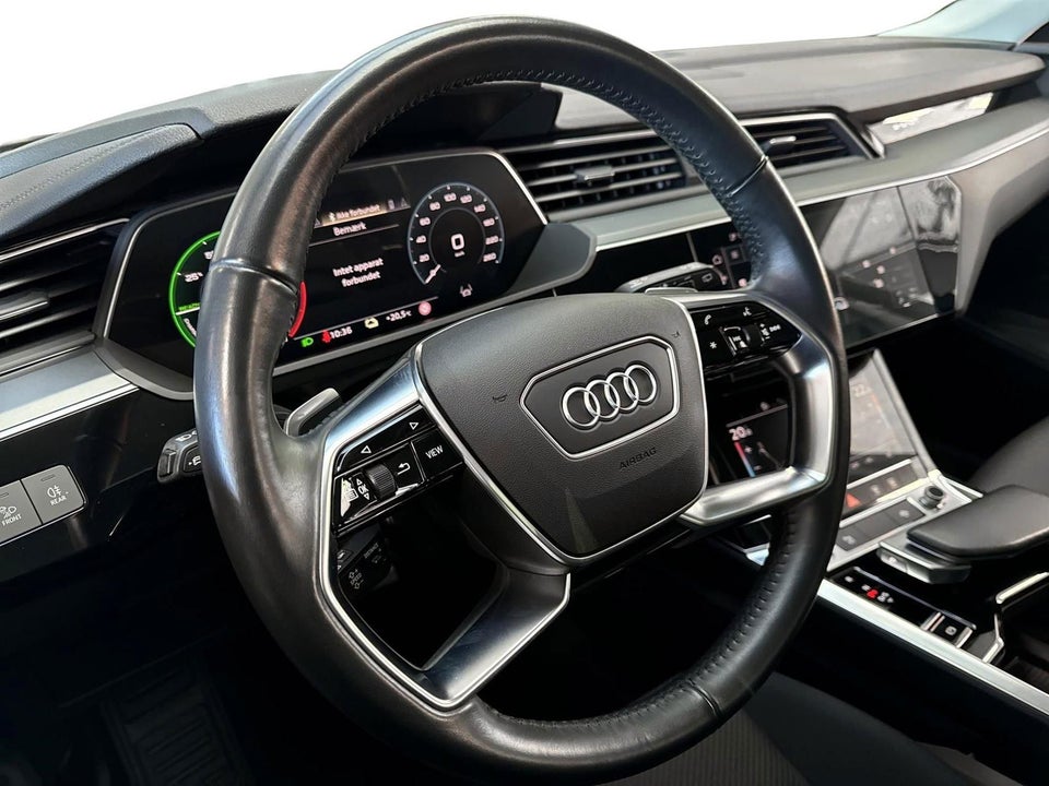 Audi e-tron 50 quattro 5d