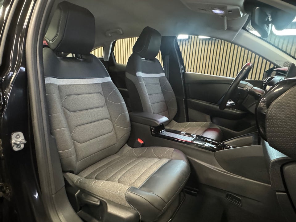 Citroën ë-C4 50 Shine 5d