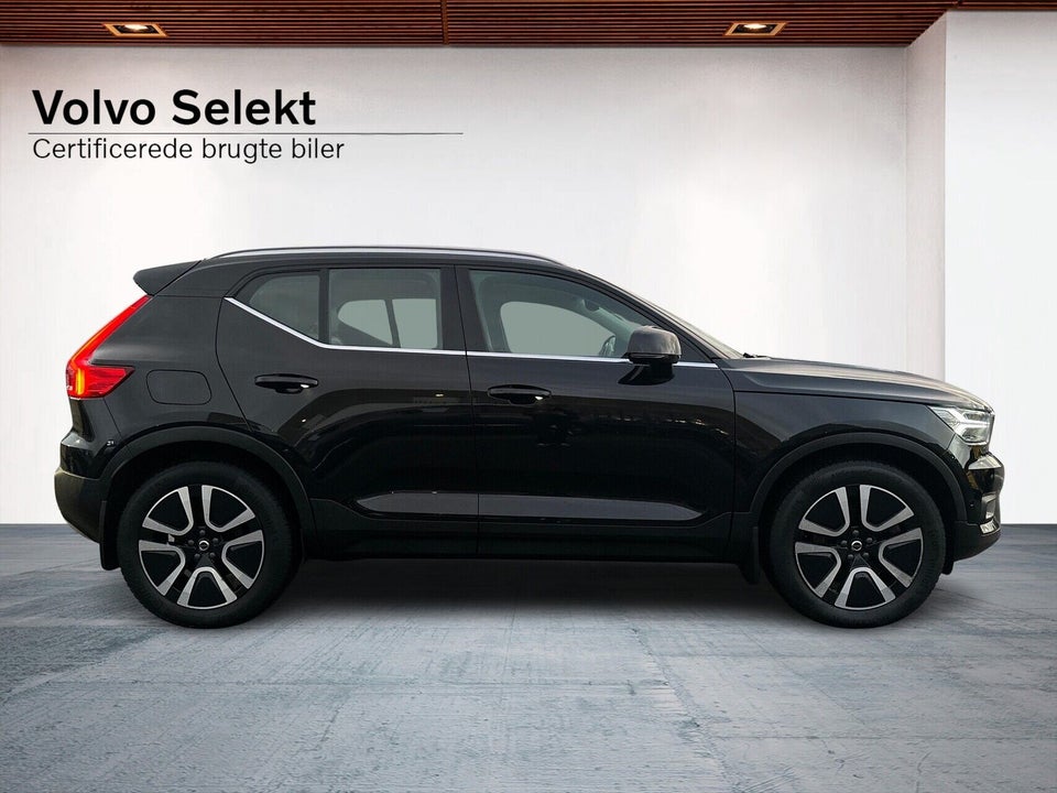 Volvo XC40 1,5 T5 ReCharge Momentum aut. 5d