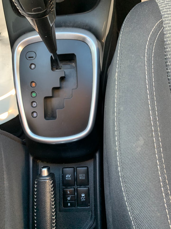 Toyota Yaris 1,5 Hybrid H2 e-CVT 5d