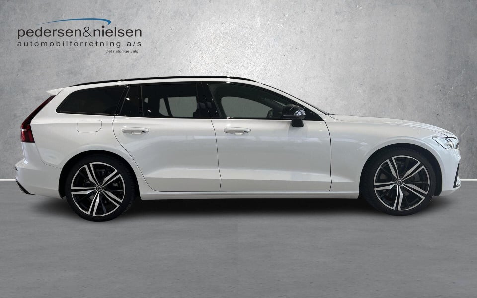 Volvo V60 2,0 T6 ReCharge R-Design aut. AWD 5d