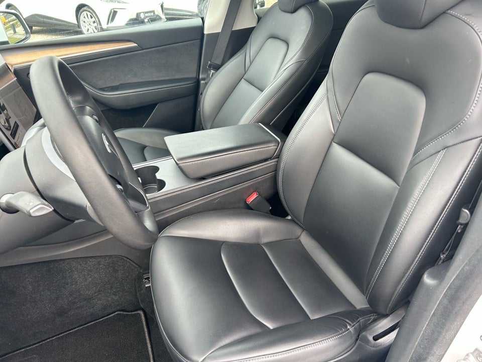 Tesla Model Y Long Range AWD 5d