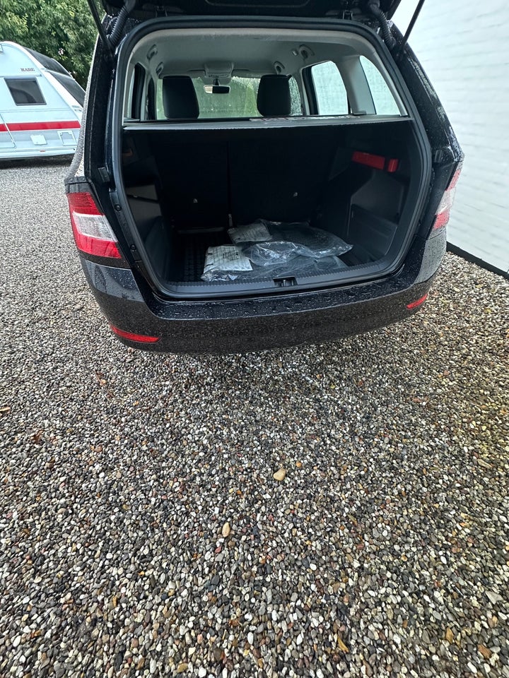 Skoda Fabia 1,0 TSi 110 Style Combi DSG 5d