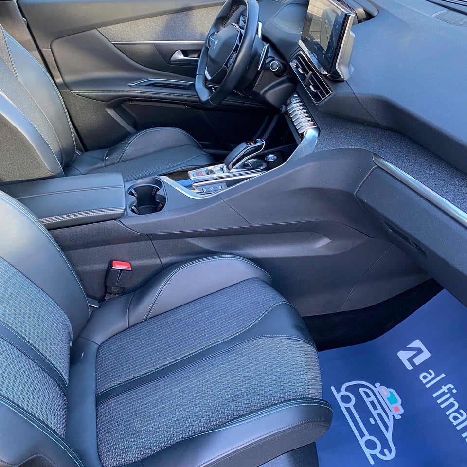 Peugeot 3008 1,6 Hybrid Allure Pack EAT8 5d