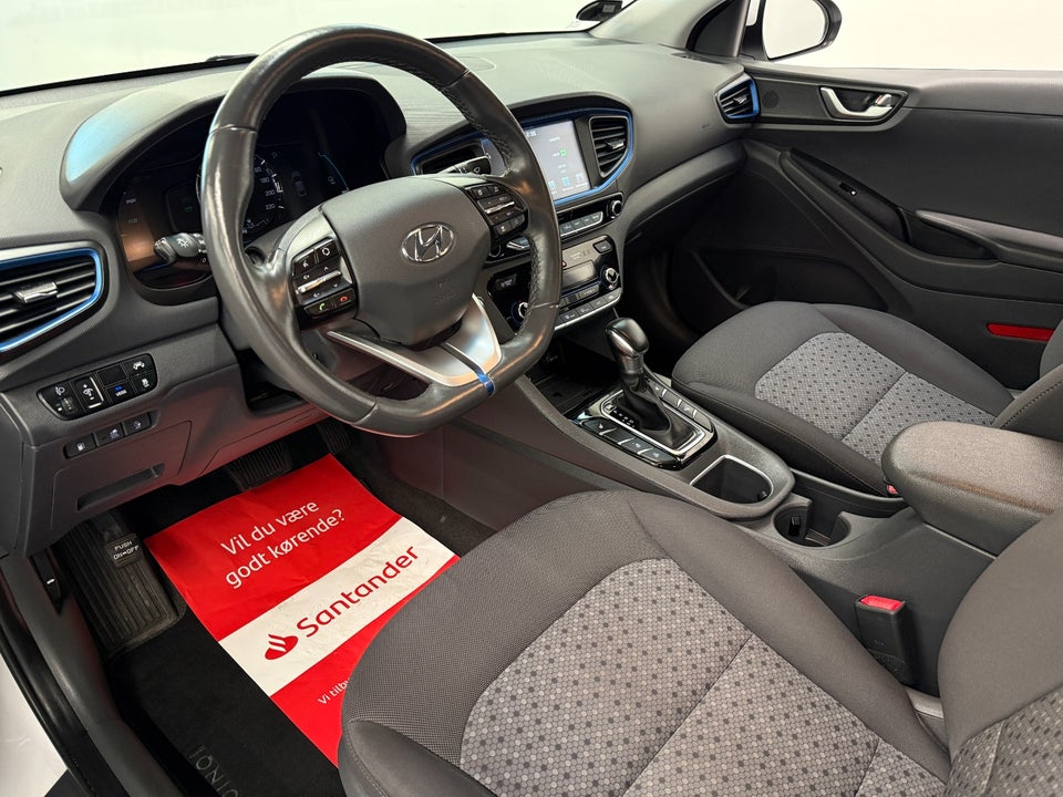 Hyundai Ioniq 1,6 PHEV Premium DCT 5d