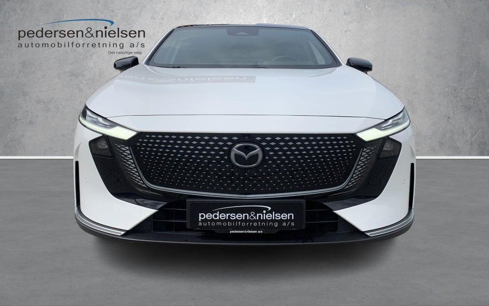 Mazda 6e Takumi 5d