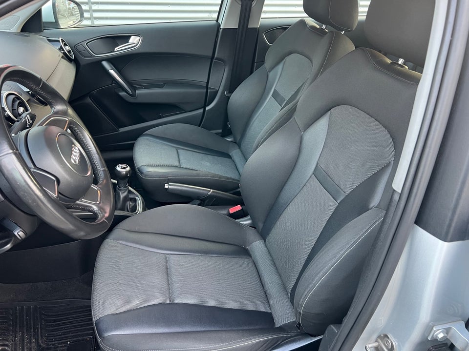 Audi A1 2,0 TDi 143 Ambition Sportback 5d