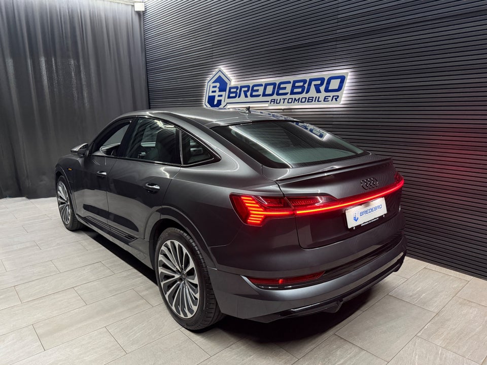 Audi e-tron 55 S-line Sportback quattro 5d