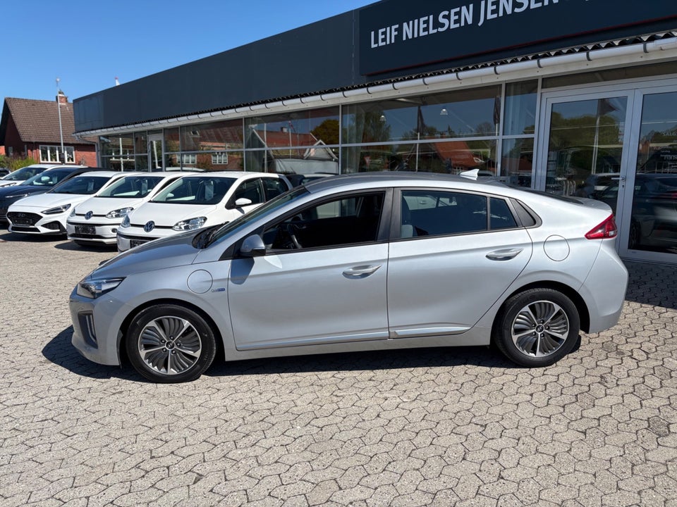 Hyundai Ioniq 1,6 PHEV Trend DCT 5d
