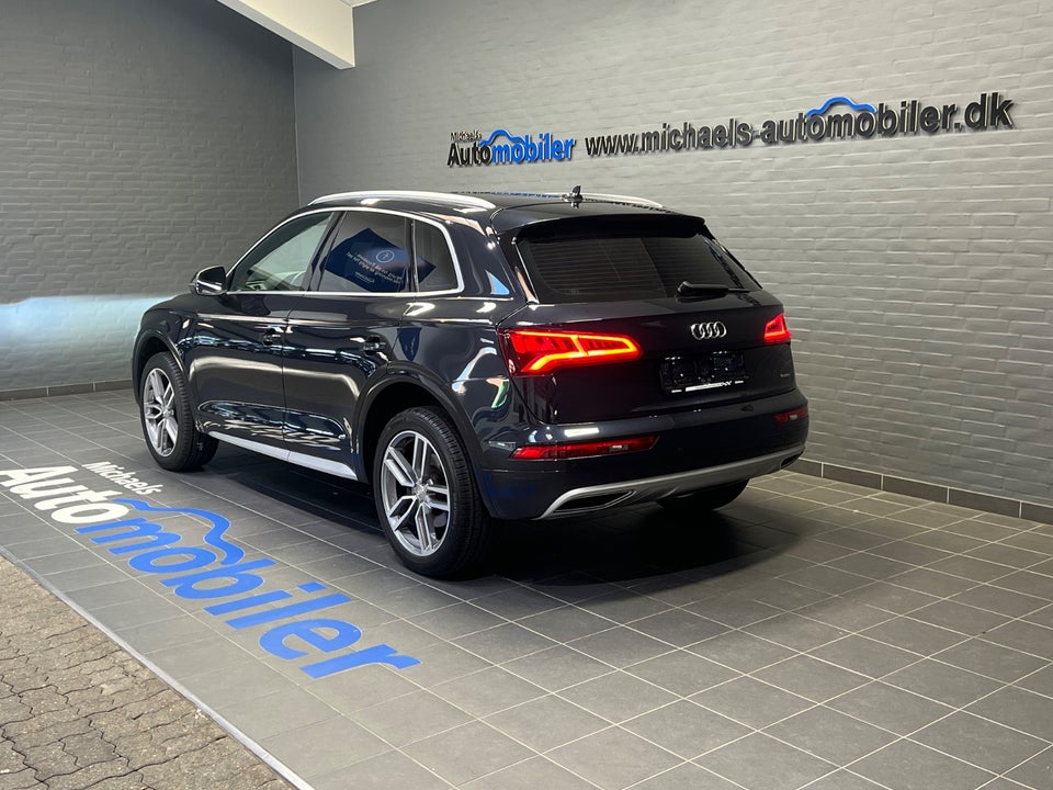 Audi Q5 2,0 TDi 190 S-line quattro 5d