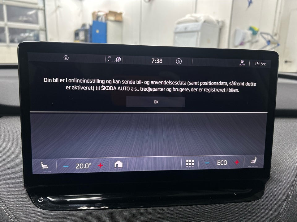 Skoda Enyaq 80 iV Loft 5d