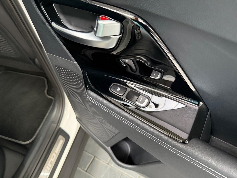 Kia e-Niro 64 Premium 5d