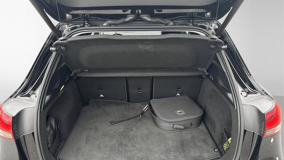 Mercedes EQA250 Progressive 5d