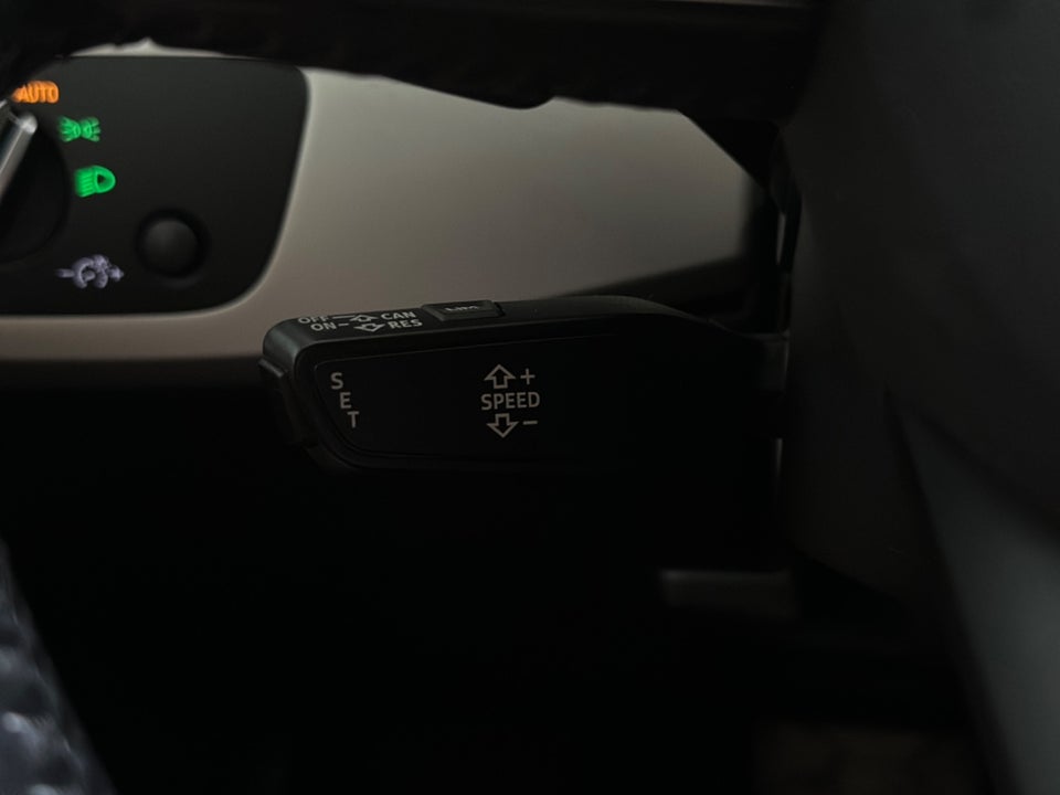 Audi A4 2,0 TDi 150 Avant S-tr. 5d