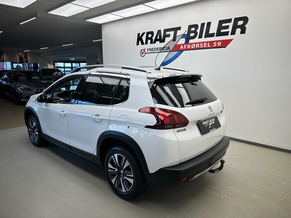 Peugeot 2008 1,2 PureTech 130 Allure+ 5d