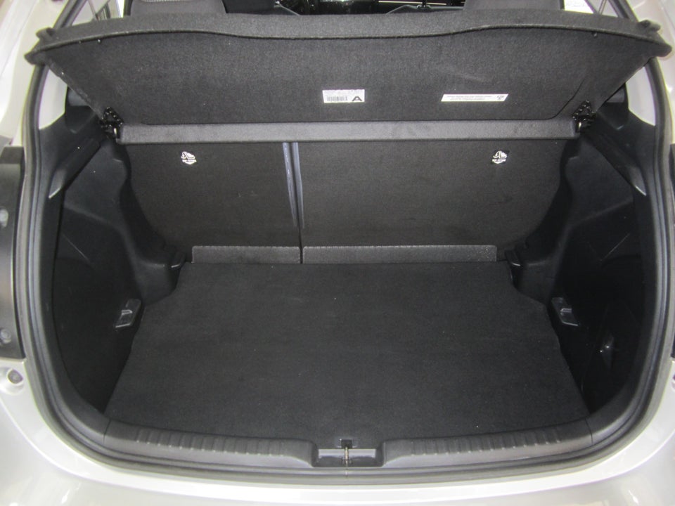 Toyota Yaris 1,5 Hybrid H3 e-CVT 5d