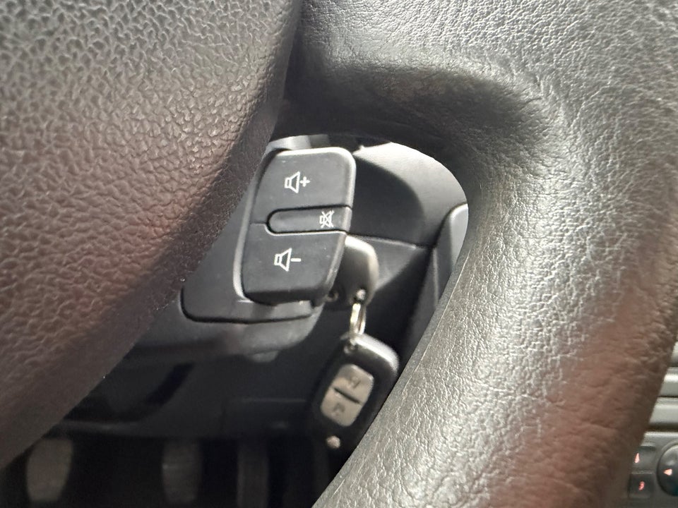 Renault Clio III 1,2 16V Advantage 5d