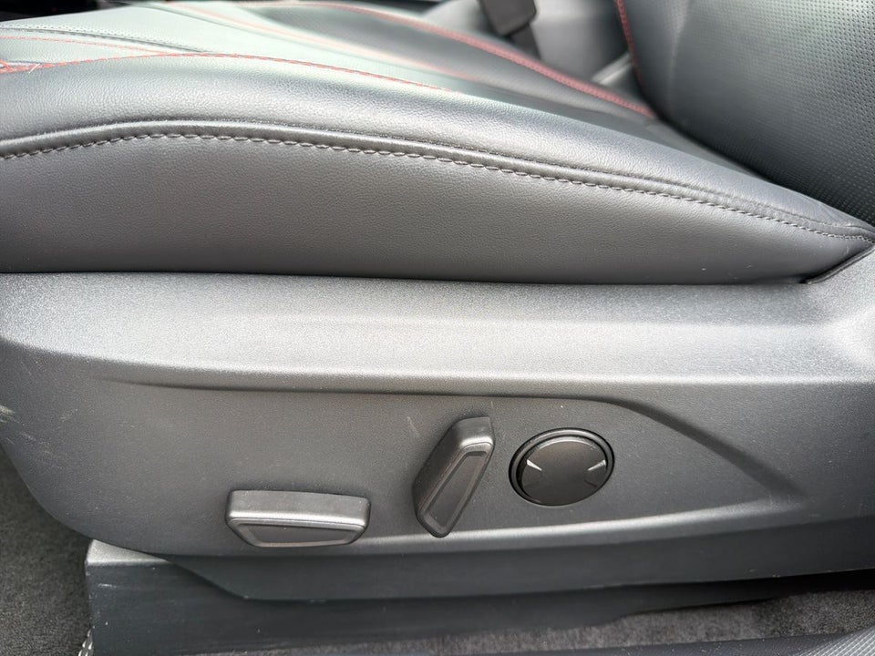 Ford Mustang Mach-E 70 Standard Range AWD 5d
