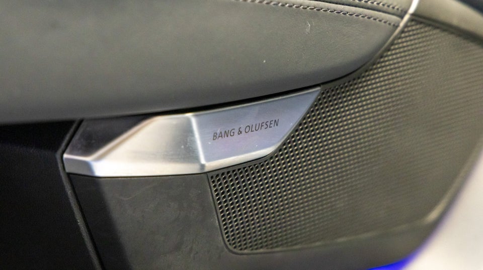 Audi RS e-tron GT quattro 4d