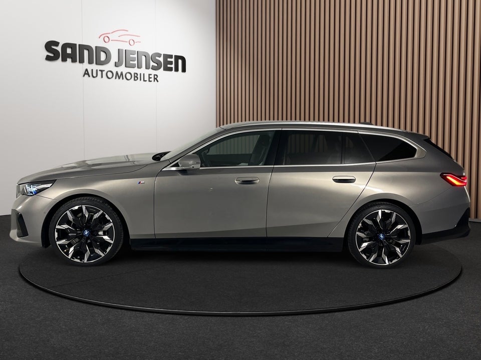 BMW i5 eDrive40 Touring M-Sport 5d