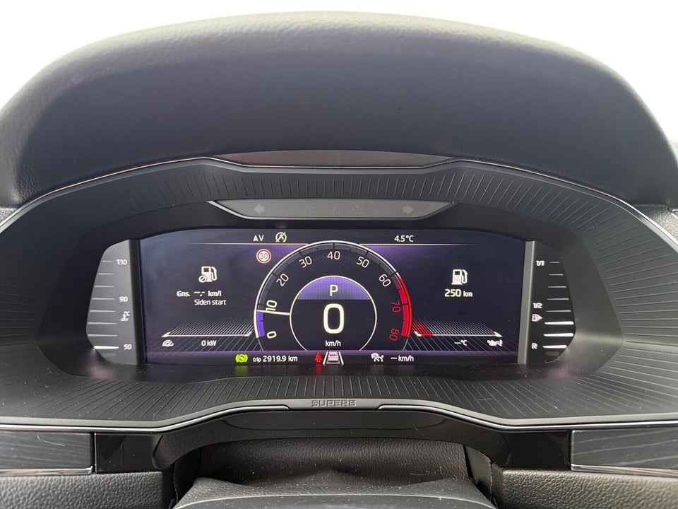 Skoda Superb 2,0 TSi 190 Business Executive Combi DSG 5d