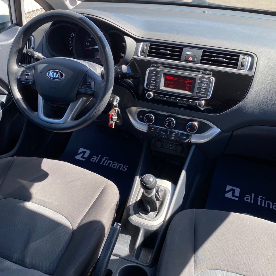 Kia Rio 1,2 CVVT Style+ Limited 5d