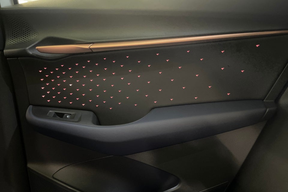 Cupra Tavascan 77 VZ Adrenaline 5d