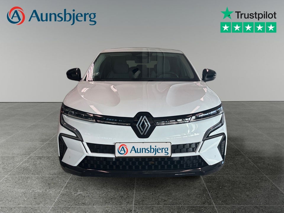 Renault Megane E-Tech 40 Equilibre 5d