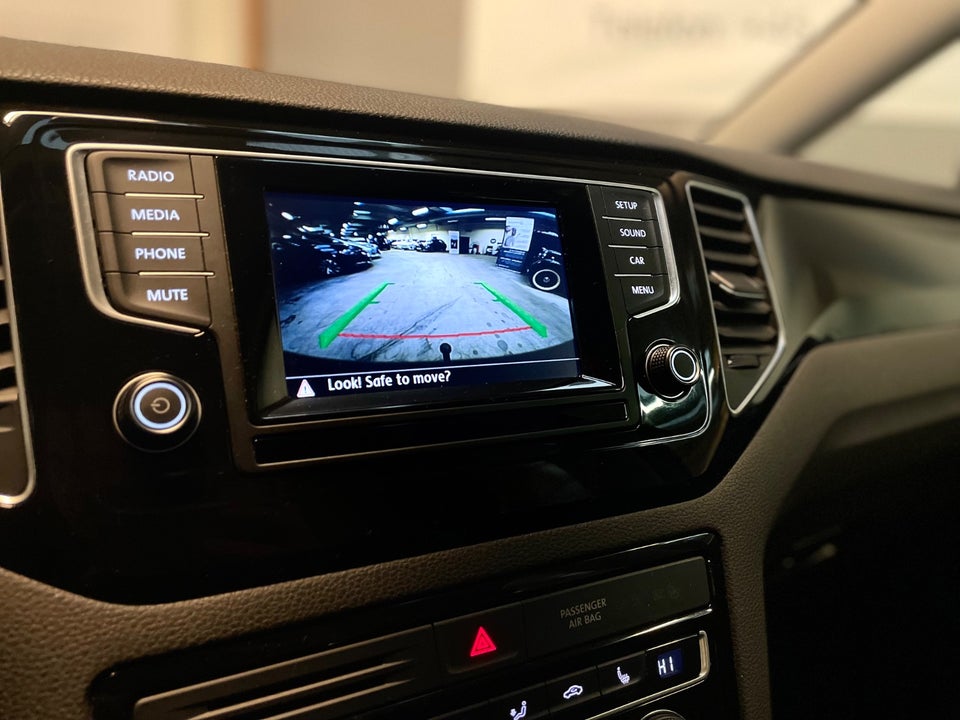 VW Golf Sportsvan 1,6 TDi 110 Highline DSG 5d