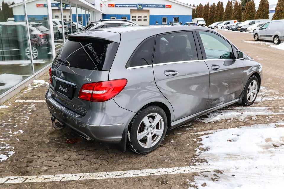 Mercedes B220 2,2 CDi aut. BE 5d