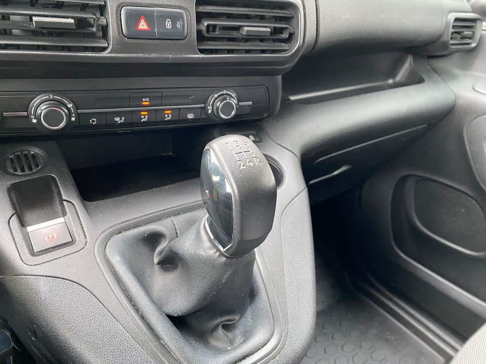 Peugeot Partner 1,5 BlueHDi 100 L2V2 Grip Van