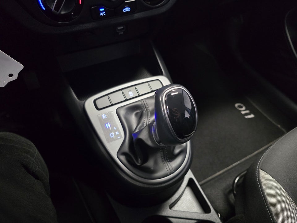 Hyundai i10 1,0 MPi Essential AMT 5d