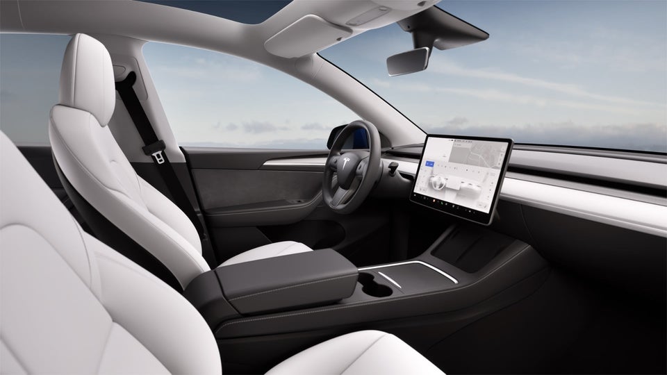 Tesla Model Y RWD 5d